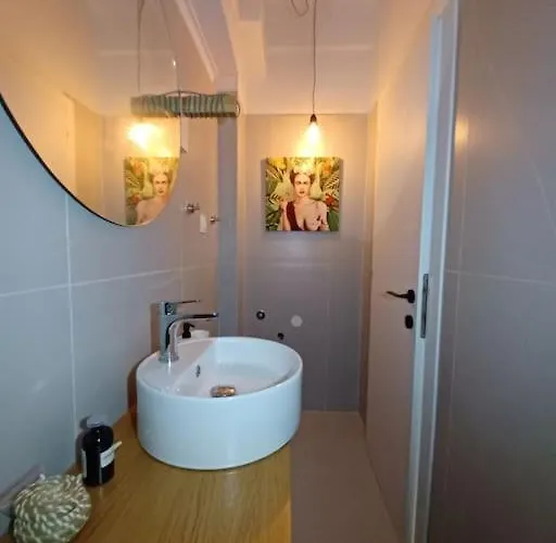 στο κέντρο της πόλης Apartment *